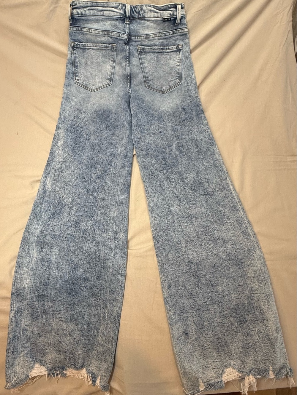 Risen High-Rise Distressed Jeans in Light Blue Wash - Picture 2 of 12